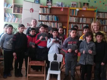 Учениците от 3 клас в Регионална Библиотека „Христо Ботев“ – гр. Враца